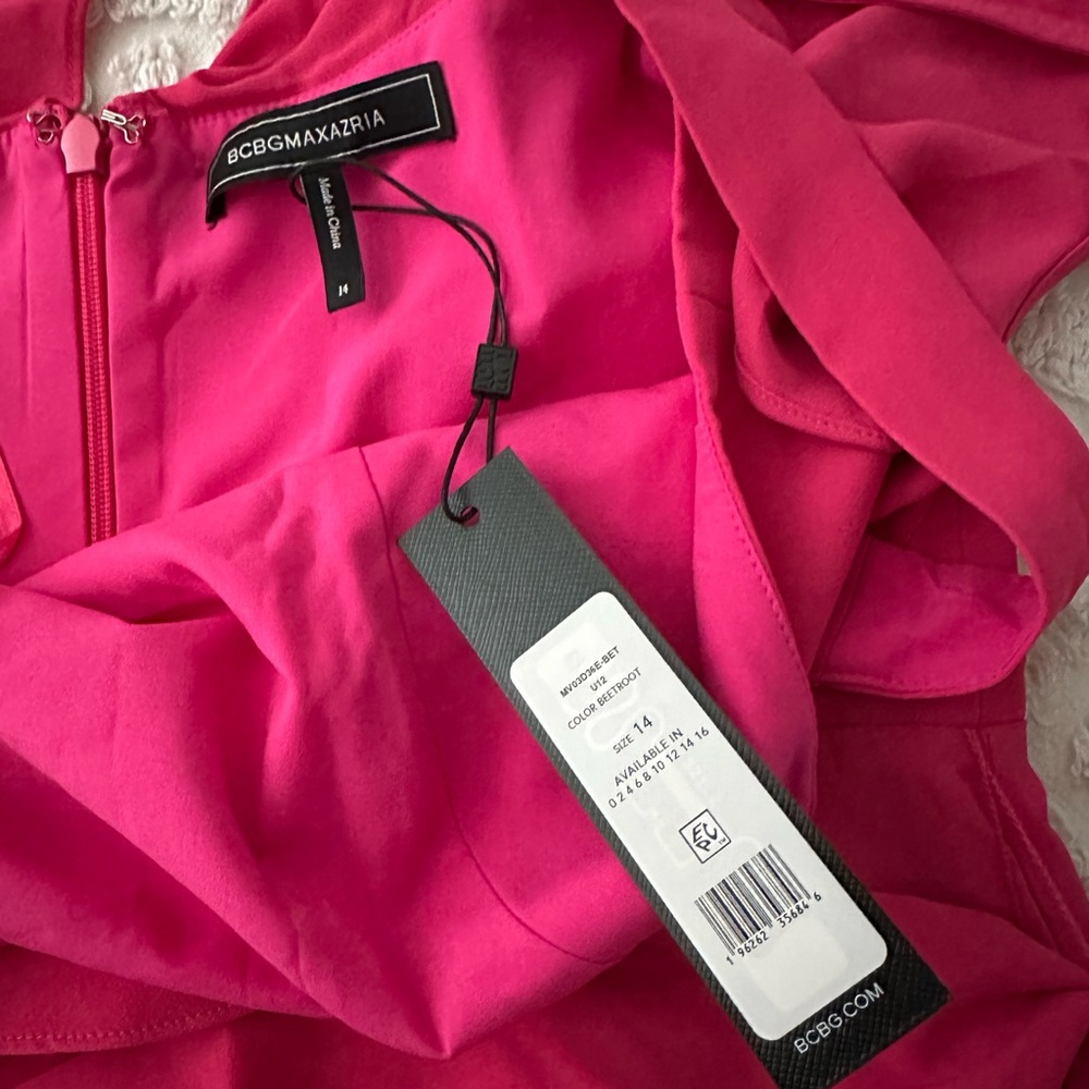 BCBGMaxAzria Pink Ruffle Wedding Dress - Picture 5 of 10